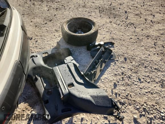 ✅ 2023 Subaru Ascent Touring • VIN: 4S4WMAWD6P3407873 • Lot: 87255365. Wystawiony na Copart z przebiegiem 55 197 mil. Bezpłatny archiwum sprzedaży aukcyjnych z USA i szczegółowy raport historii pojazdu na DreamBid. Zdjęcie 13.