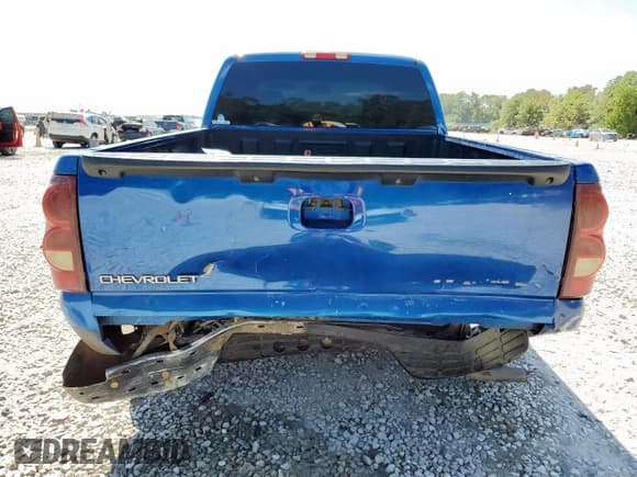✅ 2003 Chevrolet Silverado 1500 LS • VIN: 2GCEC19V831171511 • Lot: 85601245. Listed on Copart with 149,444 mi. Free auction sales archive from the USA and detailed vehicle history report at DreamBid. Image 6.
