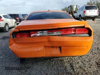 ✅ 2014 Dodge Challenger R/T • VIN: 2C3CDYBT5EH181952 • Lot: 79722024. Wystawiony na Copart z przebiegiem 59 717 mil. Bezpłatny archiwum sprzedaży aukcyjnych z USA i szczegółowy raport historii pojazdu na DreamBid. Zdjęcie 6.