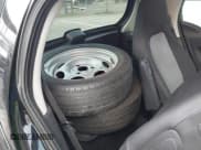 ✅ 2015 Smart fortwo Passion • VIN: WMEEJ3BA2FK820766 • Лот: 43892957. Опубликован ранее на IAAI с пробегом 143 333 миль. Бесплатный доступ к архиву аукционных продаж из США и подробный отчёт об истории автомобиля на DreamBid. Изображение 8.