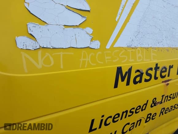 ✅ 2006 Ford Econoline Cargo • VIN: 1FTNE24W76HB25668 • Lot: 42183528. Wystawiony na IAAI z przebiegiem 225 468 mil. Bezpłatny archiwum sprzedaży aukcyjnych z USA i szczegółowy raport historii pojazdu na DreamBid. Zdjęcie 8.