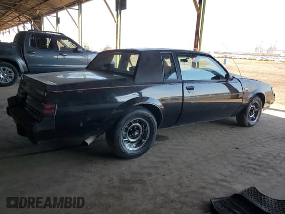 ✅ 1987 Buick Regal • VIN: 1G4GJ1179HP430220 • Lot: 92482975. Listed on Copart with 44,532 mi. Free auction sales archive from the USA and detailed vehicle history report at DreamBid. Image 3.