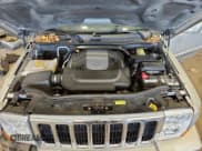 ✅ 2010 Jeep Commander Limited • VIN: 1J4RG5GT9AC121863 • Лот: 92631175. Опубликован ранее на Copart с пробегом 95 904 миль. Бесплатный доступ к архиву аукционных продаж из США и подробный отчёт об истории автомобиля на DreamBid. Изображение 11.