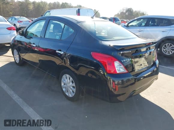 ✅ 2019 Nissan Versa SV • VIN: 3N1CN7AP0KL817030 • Lot: 43784736. Listed on IAAI with 53,210 mi. Free auction sales archive from the USA and detailed vehicle history report at DreamBid. Image 3.