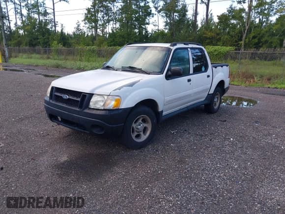 ✅ 2005 Ford Explorer Sport Trac XLS • VIN: 1FMZU67K85UA64904 • Лот: 43024176. Опубликован ранее на IAAI с пробегом 235 494 миль. Бесплатный доступ к архиву аукционных продаж из США и подробный отчёт об истории автомобиля на DreamBid. Изображение 2.
