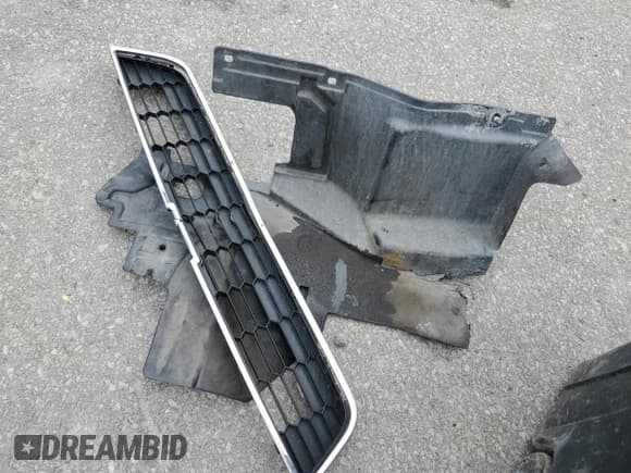 ✅ 2015 Chevrolet Sonic LS • VIN: 1G1JA6SG0F4184106 • Lot: 58597655. Listed on Copart with 82,360 mi. Free auction sales archive from the USA and detailed vehicle history report at DreamBid. Image 12.