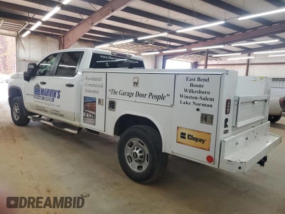 ✅ 2023 Chevrolet Silverado 2500HD Work Truck • VIN: 1GB1YLE75PF109926 • Лот: 90903205. Опубликован ранее на Copart с пробегом 60 342 миль. Бесплатный доступ к архиву аукционных продаж из США и подробный отчёт об истории автомобиля на DreamBid. Изображение 2.