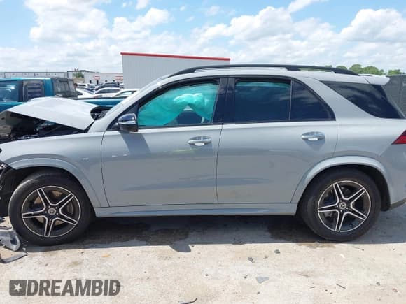 ✅ 2025 Mercedes-Benz GLE 350 • VIN: 4JGFB4EB0SB356084 • Lot: 42094917. Listed on IAAI with Not provided. Free auction sales archive from the USA and detailed vehicle history report at DreamBid. Image 15.