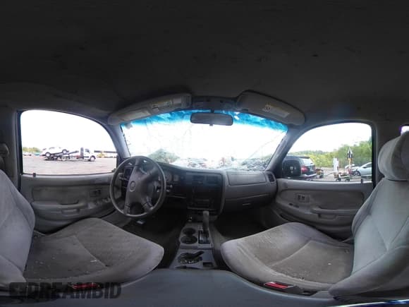 ✅ 2001 Toyota Tacoma PreRunner • VIN: 5TEGN92N81Z805730 • Lot: 42301922. Listed on IAAI with 193,374 mi. Free auction sales archive from the USA and detailed vehicle history report at DreamBid. Image 18.