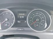 ✅ 2019 Volkswagen Golf S • VIN: 3VWH17AUXKM517653 • Lot: 43159650. Wystawiony na IAAI z przebiegiem 80 980 mil. Bezpłatny archiwum sprzedaży aukcyjnych z USA i szczegółowy raport historii pojazdu na DreamBid. Zdjęcie 7.