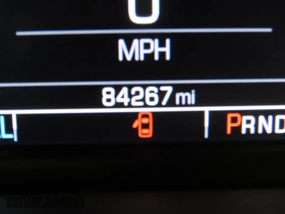 ✅ 2018 Chevrolet Suburban LT • VIN: 1GNSKHKC9JR395664 • Lot: 58605685. Wystawiony na Copart z przebiegiem 84 267 mil. Bezpłatny archiwum sprzedaży aukcyjnych z USA i szczegółowy raport historii pojazdu na DreamBid. Zdjęcie 8.