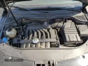 ✅ 2009 Volkswagen CC 4Motion • VIN: WVWGU73CX9E526024 • Lot: 80980873. Wystawiony na Copart z przebiegiem 238 089 mil. Bezpłatny archiwum sprzedaży aukcyjnych z USA i szczegółowy raport historii pojazdu na DreamBid. Zdjęcie 11.