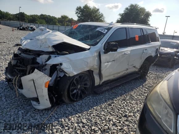 ✅ 2024 Cadillac Escalade 4WD Sport Platinum • VIN: 1GYS4GKL3RR142584 • Lot: 54304975. Wystawiony na Copart z przebiegiem 8 033 mil. Bezpłatny archiwum sprzedaży aukcyjnych z USA i szczegółowy raport historii pojazdu na DreamBid. Zdjęcie 1.