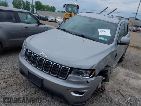 ✅ 2018 Jeep Grand Cherokee Laredo E • VIN: 1C4RJFAG5JC377197 • Lot: 42432131. Listed on IAAI with 58,981 mi. Free auction sales archive from the USA and detailed vehicle history report at DreamBid. Image 2.