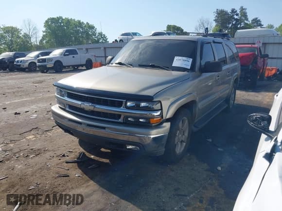 ✅ 2000 Chevrolet Suburban LS • VIN: 3GNFK16T0YG193437 • Лот: 42070896. Опубликован ранее на IAAI с пробегом 209 286 миль. Бесплатный доступ к архиву аукционных продаж из США и подробный отчёт об истории автомобиля на DreamBid. Изображение 2.