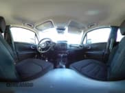 ✅ 2017 Jeep Renegade Altitude • VIN: ZACCJABBXHPG38552 • Лот: 42061604. Опубликован ранее на IAAI с пробегом 109 268 миль. Бесплатный доступ к архиву аукционных продаж из США и подробный отчёт об истории автомобиля на DreamBid. Изображение 18.