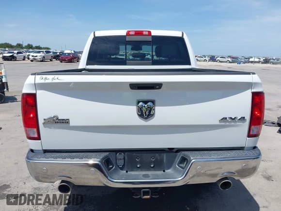 ✅ 2018 Ram 1500 Big Horn • VIN: 3C6RR7LT4JG123784 • Lot: 42780935. Wystawiony na IAAI z przebiegiem 72 383 mil. Bezpłatny archiwum sprzedaży aukcyjnych z USA i szczegółowy raport historii pojazdu na DreamBid. Zdjęcie 17.