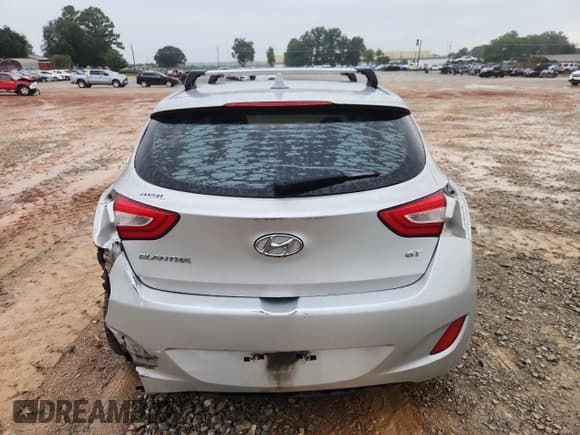 ✅ 2014 Hyundai Elantra • VIN: KMHD35LH6EU184900 • Lot: 69282575. Listed on Copart with 89,617 mi. Free auction sales archive from the USA and detailed vehicle history report at DreamBid. Image 6.