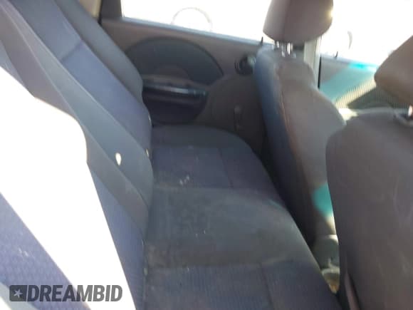 ✅ 2006 Chevrolet Aveo LS • VIN: KL1TD66686B579145 • Lot: 41480923. Wystawiony na IAAI z przebiegiem 206 024 mil. Bezpłatny archiwum sprzedaży aukcyjnych z USA i szczegółowy raport historii pojazdu na DreamBid. Zdjęcie 8.