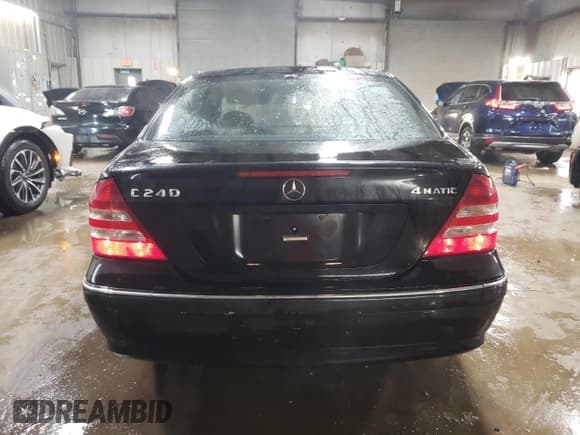 ✅ 2005 Mercedes-Benz C 240 • VIN: WDBRF81J85F591192 • Lot: 47052025. Wystawiony na Copart z przebiegiem 143 191 mil. Bezpłatny archiwum sprzedaży aukcyjnych z USA i szczegółowy raport historii pojazdu na DreamBid. Zdjęcie 6.