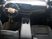 ✅ 2025 Chevrolet Equinox AWD LT • VIN: 3GNAXPEG3SL180666 • Lot: 69441555. Wystawiony na Copart z przebiegiem 6 753 mil. Bezpłatny archiwum sprzedaży aukcyjnych z USA i szczegółowy raport historii pojazdu na DreamBid. Zdjęcie 8.