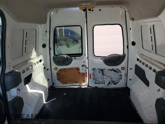 ✅ 2013 Ford Transit Connect XLT • VIN: NM0LS6BNXDT173450 • Лот: 81941815. Опубликован ранее на Copart с пробегом 317 097 миль. Бесплатный доступ к архиву аукционных продаж из США и подробный отчёт об истории автомобиля на DreamBid. Изображение 10.