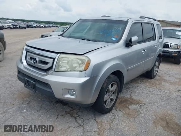 ✅ 2010 Honda Pilot EX-L • VIN: 5FNYF3H59AB013562 • Lot: 42333552. Listed on IAAI with 189,767 mi. Free auction sales archive from the USA and detailed vehicle history report at DreamBid. Image 19.