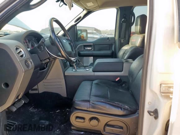 ✅ 2008 Ford F-150 XL • VIN: 1FTRW12W98KD58632 • Лот: 70910105. Опубликован ранее на Copart с пробегом 127 706 миль. Бесплатный доступ к архиву аукционных продаж из США и подробный отчёт об истории автомобиля на DreamBid. Изображение 7.
