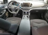 ✅ 2017 Chevrolet Volt LT • VIN: 1G1RC6S52HU210588 • Lot: 39370104. Wystawiony na Copart z przebiegiem 85 306 mil. Bezpłatny archiwum sprzedaży aukcyjnych z USA i szczegółowy raport historii pojazdu na DreamBid. Zdjęcie 8.