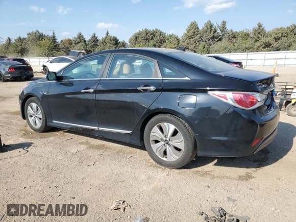 ✅ 2013 Hyundai Sonata • VIN: KMHEC4A41DA097145 • Лот: 84930745. Опубликован ранее на Copart с пробегом 80 533 миль. Бесплатный доступ к архиву аукционных продаж из США и подробный отчёт об истории автомобиля на DreamBid. Изображение 2.