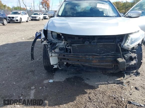 ✅ 2015 Nissan Rogue S • VIN: KNMAT2MV7FP550499 • Lot: 43472039. Listed on IAAI with 139,977 mi. Free auction sales archive from the USA and detailed vehicle history report at DreamBid. Image 6.