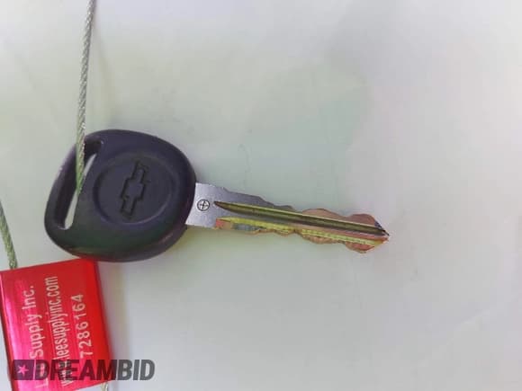 ✅ 2012 Chevrolet Silverado 2500HD Work Truck • VIN: 1GB0CVCG0CF157255 • Lot: 42449760. Wystawiony na IAAI z przebiegiem 108 103 mil. Bezpłatny archiwum sprzedaży aukcyjnych z USA i szczegółowy raport historii pojazdu na DreamBid. Zdjęcie 11.