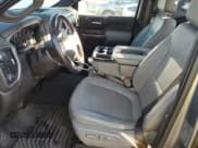 ✅ 2019 Chevrolet Silverado 1500 LTZ • VIN: 1GCRYGED4KZ252238 • Lot: 67474955. Wystawiony na Copart z przebiegiem 66 957 mil. Bezpłatny archiwum sprzedaży aukcyjnych z USA i szczegółowy raport historii pojazdu na DreamBid. Zdjęcie 7.