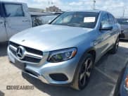 ✅ 2018 Mercedes-Benz GLC 300 • VIN: WDC0J4KB5JF448682 • Lot: 42518285. Wystawiony na IAAI z przebiegiem 35 244 mil. Bezpłatny archiwum sprzedaży aukcyjnych z USA i szczegółowy raport historii pojazdu na DreamBid. Zdjęcie 2.