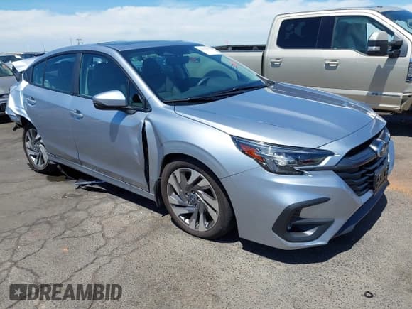 ✅ 2025 Subaru Legacy Limited • VIN: 4S3BWAN66S3003173 • Лот: 42923058. Опубликован ранее на IAAI с пробегом 2 784 миль. Бесплатный доступ к архиву аукционных продаж из США и подробный отчёт об истории автомобиля на DreamBid. Изображение 1.