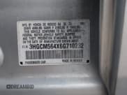 ✅ 2006 Honda Accord LX • VIN: 3HGCM564X6G710232 • Lot: 43398716. Listed on IAAI with 84,501 mi. Free auction sales archive from the USA and detailed vehicle history report at DreamBid. Image 9.