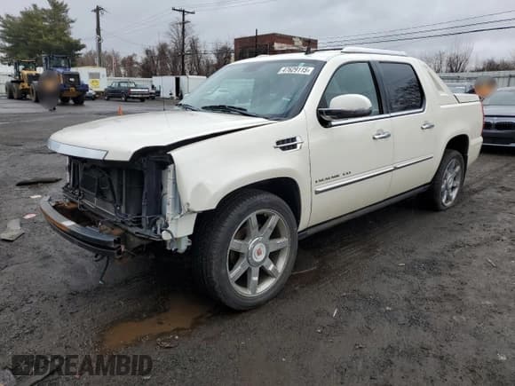 ✅ 2013 Cadillac Escalade EXT Premium • VIN: 3GYT4NEF7DG362186 • Лот: 47629115. Опубликован ранее на Copart с пробегом 155 003 миль. Бесплатный доступ к архиву аукционных продаж из США и подробный отчёт об истории автомобиля на DreamBid. Изображение 1.
