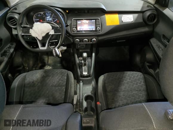 ✅ 2021 Nissan Kicks S • VIN: 3N1CP5BV9ML511264 • Lot: 86716825. Listed on Copart with 77,851 mi. Free auction sales archive from the USA and detailed vehicle history report at DreamBid. Image 8.