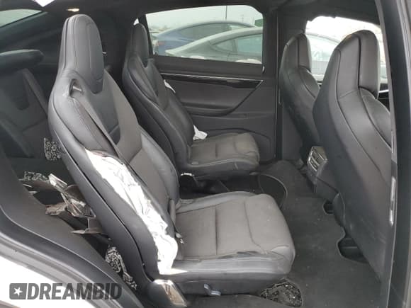 ✅ 2017 Tesla Model X 90D • VIN: 5YJXCBE2XHF059663 • Lot: 64125812. Listed on Copart with 76,600 mi. Free auction sales archive from the USA and detailed vehicle history report at DreamBid. Image 6.