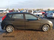 ✅ 2012 Hyundai Accent GS • VIN: KMHCT5AE4CU049092 • Лот: 43572172. Опубликован ранее на IAAI с пробегом 151 974 миль. Бесплатный доступ к архиву аукционных продаж из США и подробный отчёт об истории автомобиля на DreamBid. Изображение 14.