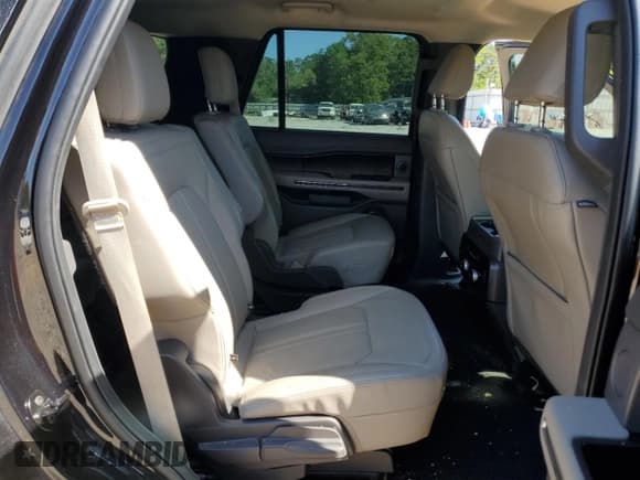 ✅ 2021 Ford Expedition Limited • VIN: 1FMJU1KT0MEA85688 • Lot: 52938705. Listed on Copart with 51,139 mi. Free auction sales archive from the USA and detailed vehicle history report at DreamBid. Image 11.