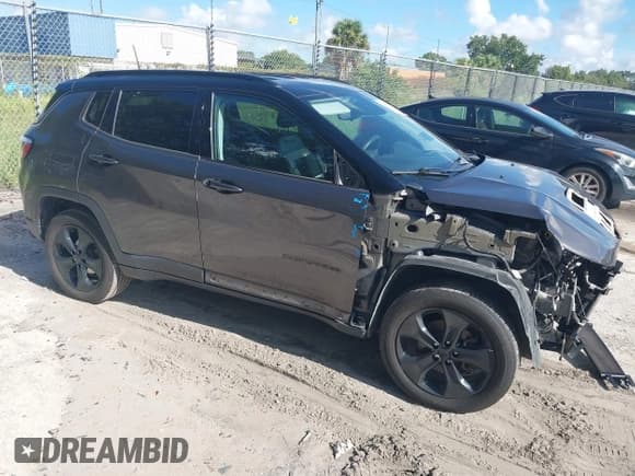 ✅ 2021 Jeep Compass Latitude • VIN: 3C4NJDBB6MT547615 • Lot: 42943752. Listed on IAAI with 52,657 mi. Free auction sales archive from the USA and detailed vehicle history report at DreamBid. Image 1.