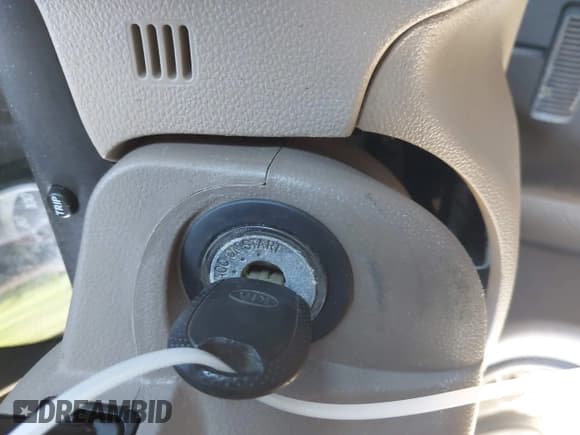 ✅ 2009 Kia Sportage LX • VIN: KNDJE723497585160 • Лот: 43503906. Опубликован ранее на IAAI с пробегом 200 168 миль. Бесплатный доступ к архиву аукционных продаж из США и подробный отчёт об истории автомобиля на DreamBid. Изображение 11.