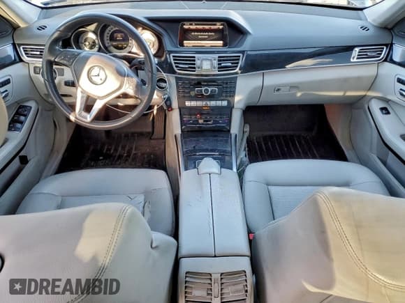 ✅ 2014 Mercedes-Benz E 350 Sport • VIN: WDDHF5KBXEA878331 • Lot: 96297935. Wystawiony na Copart z przebiegiem 203 193 mil. Bezpłatny archiwum sprzedaży aukcyjnych z USA i szczegółowy raport historii pojazdu na DreamBid. Zdjęcie 8.