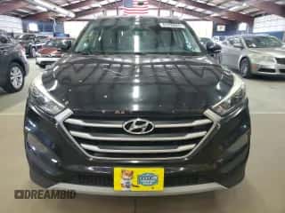 2017 Hyundai Tucson Limited z VIN KM8J3CA23HU281840, wystawiony jako Copart lot #81459665 z przebiegiem 143 162 mil mil oraz Czysty tytuł • Clean title. Historia ofert i sprzedaży dostępna na DreamBid. Obrazek 5.