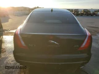 ✅ 2016 Jaguar XJ Portfolio • VIN: SAJWA2G78G8W01658 • Lot: 71628085. Wystawiony na Copart z przebiegiem Nie podano. Bezpłatny archiwum sprzedaży aukcyjnych z USA i szczegółowy raport historii pojazdu na DreamBid. Zdjęcie 6.