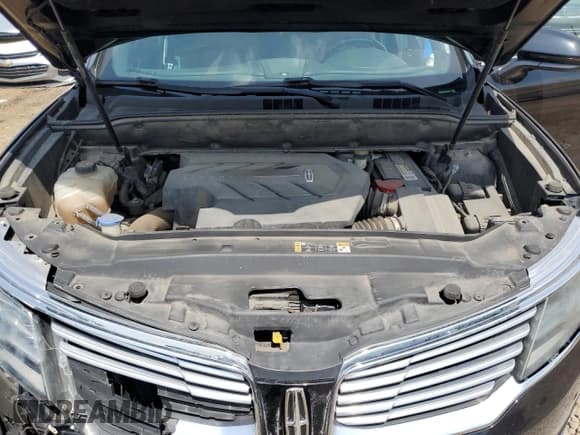 ✅ 2017 Lincoln MKX Reserve • VIN: 2LMPJ8LP4HBL28616 • Lot: 61274795. Listed on Copart with 103,233 mi. Free auction sales archive from the USA and detailed vehicle history report at DreamBid. Image 12.