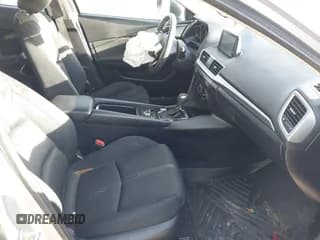 ✅ 2017 Mazda 3 Sport • VIN: 3MZBN1U75HM119823 • Lot: 43712279. Wystawiony na IAAI z przebiegiem 82 897 mil. Bezpłatny archiwum sprzedaży aukcyjnych z USA i szczegółowy raport historii pojazdu na DreamBid. Zdjęcie 5.