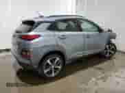 2018 Hyundai Kona Ultimate z VIN KM8K53A53JU133850, wystawiony jako Copart lot #68524154 z przebiegiem 333 333 mil mil oraz Czysty tytuł • Clean title. Historia ofert i sprzedaży dostępna na DreamBid. Obrazek 3.