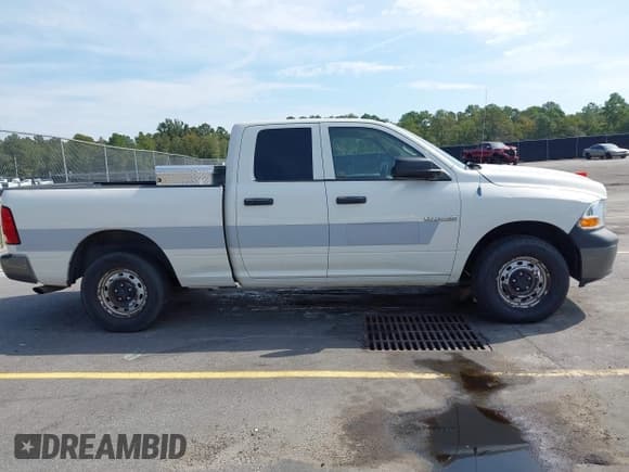 ✅ 2009 Dodge 1500 SLT • VIN: 1D3HV18P19S819765 • Lot: 43220248. Wystawiony na IAAI z przebiegiem 166 867 mil. Bezpłatny archiwum sprzedaży aukcyjnych z USA i szczegółowy raport historii pojazdu na DreamBid. Zdjęcie 13.